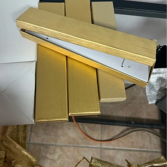 Jewelry/Gift Bags bundle - Picture 6 of 16